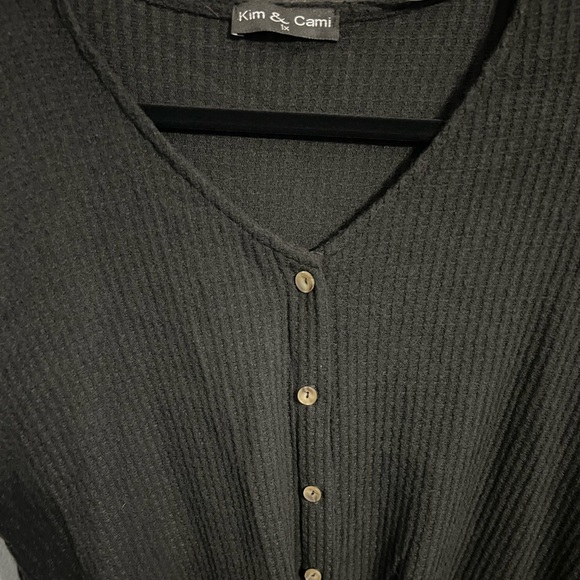 Kim & Cami Black Tie Front Blouse - Picture 6 of 7